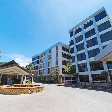 Hotel Reddoorz Premium @ The Ritz Garden Oases Davao City Esterno foto