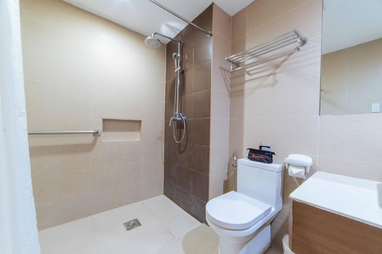 Hotel Reddoorz Premium @ The Ritz Garden Oases Davao City Camera foto