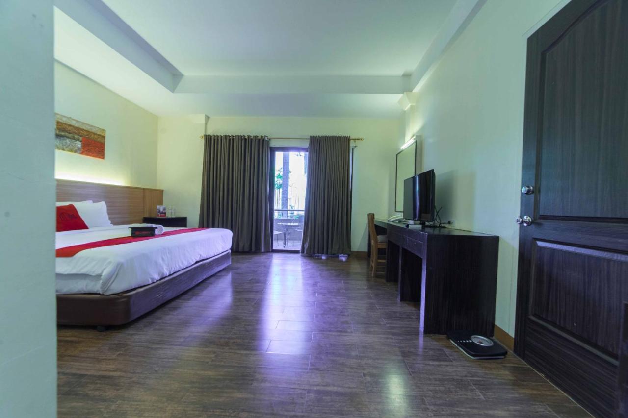 Hotel Reddoorz Premium @ The Ritz Garden Oases Davao City Esterno foto