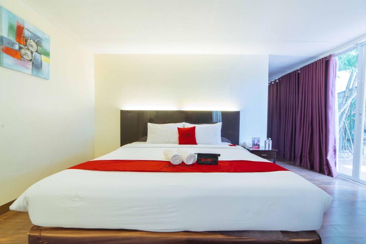 Hotel Reddoorz Premium @ The Ritz Garden Oases Davao City Esterno foto
